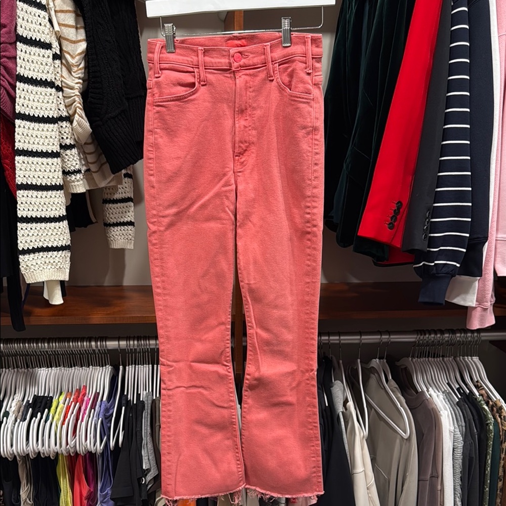 Women's MOTHER The Hustler Ankle Fray Pink Jeans in Second Chance Wash size 26